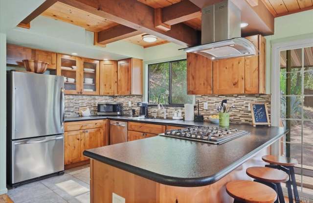 4405 Lake County Highway Gallery 2