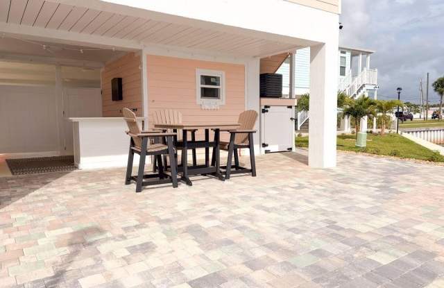 452 NE Indian River Drive photos photos