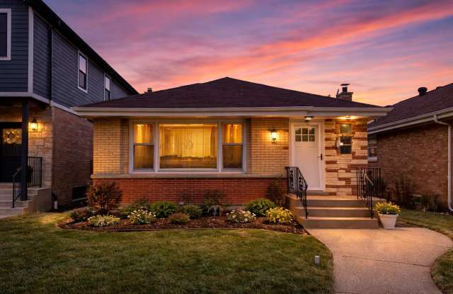 5410 North Neenah Avenue photos photos