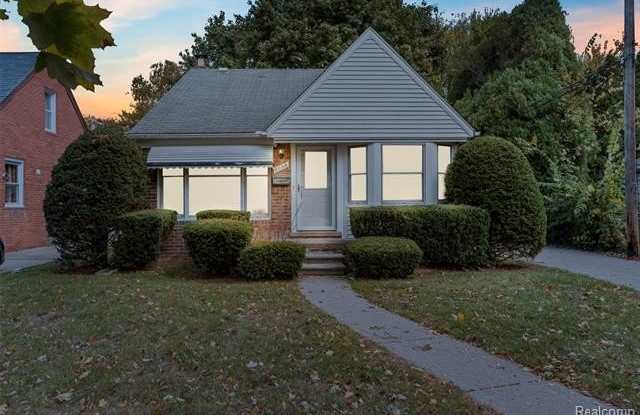 8038 Riverdale Street - 8038 Riverdale Street, Dearborn Heights, MI 48127