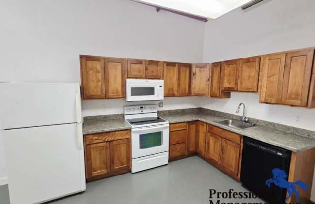 111 1/2 N 19th Street photos photos