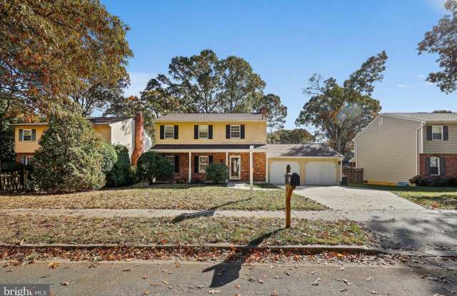 11 HOLLY ROAD - 11 Holly Road, Severna Park, MD 21146