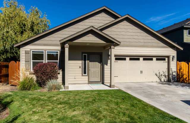3667 Sw Pumice Stone Avenue - 3667 Southwest Pumice Stone Avenue, Redmond, OR 97756