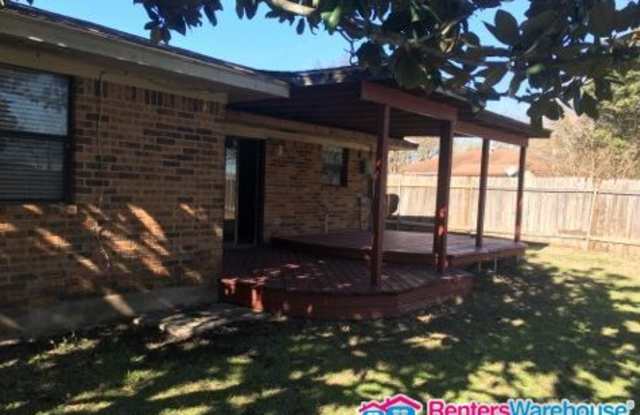 104 Comanche Cir Gallery 2