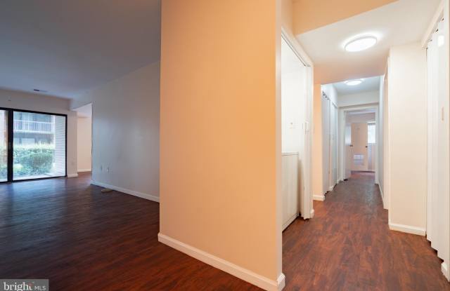9700 KINGSBRIDGE DRIVE Gallery 3