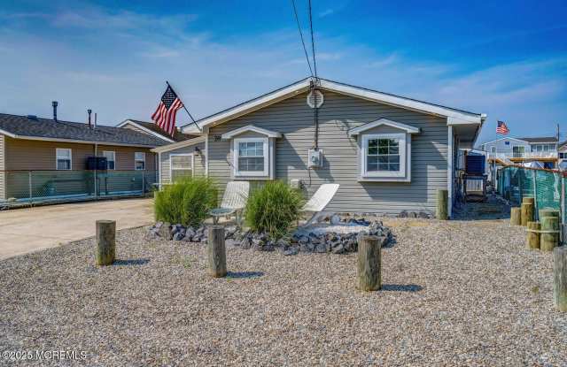 28 S Los Angeles Drive photos photos