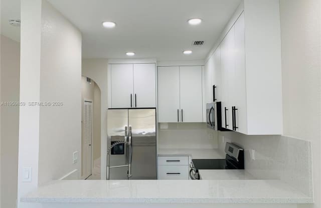 7050 NW 177th St photos photos