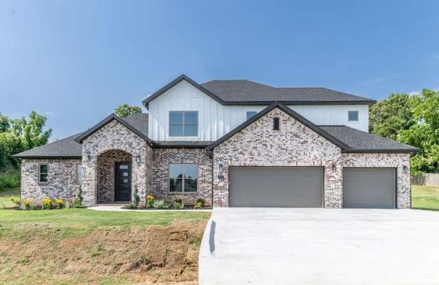 5 bedroom CUSTOM BUILT home in Elm Springs MUST SEE photos photos 5 bedroom CUSTOM BUILT home in Elm Springs MUST SEE photos photos