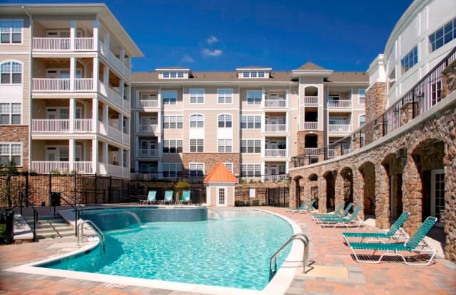 Stone Point Apartments Gallery 2