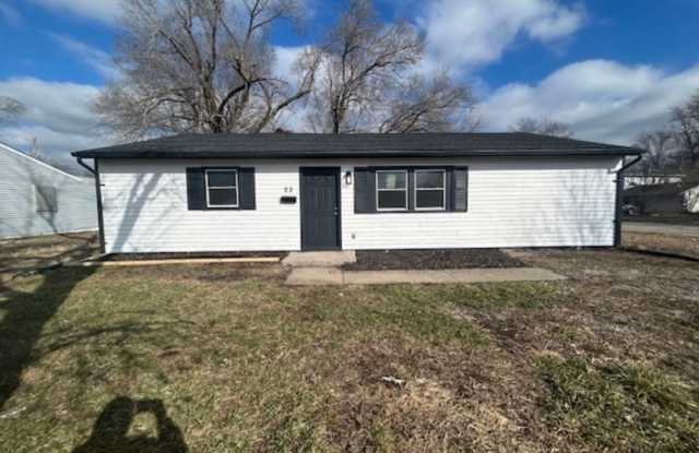 Cute 4 bed/1bath photos photos