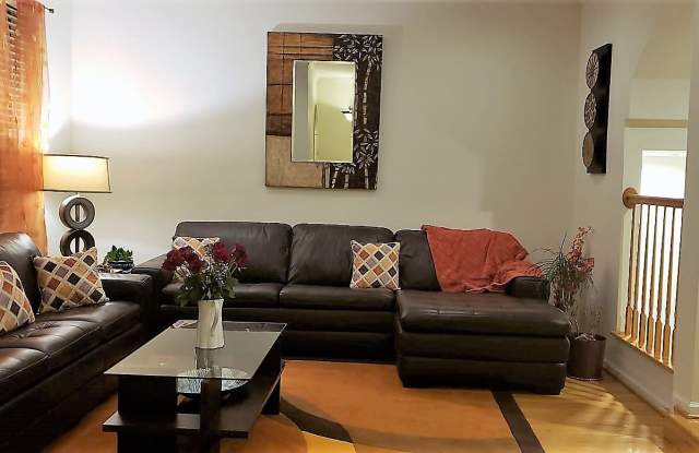 4130 Leclair Court Gallery 3