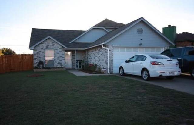 6603 Lakeside Drive - 6603 Lakeside Drive, Lake Worth, TX 76135