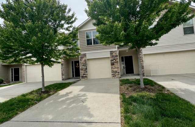 3 Bed Townhome in Grain Valley - 1410 Northeast Mary Court, Grain Valley, MO 64029 3 Bed Townhome in Grain Valley - 1410 Northeast Mary Court, Grain Valley, MO 64029