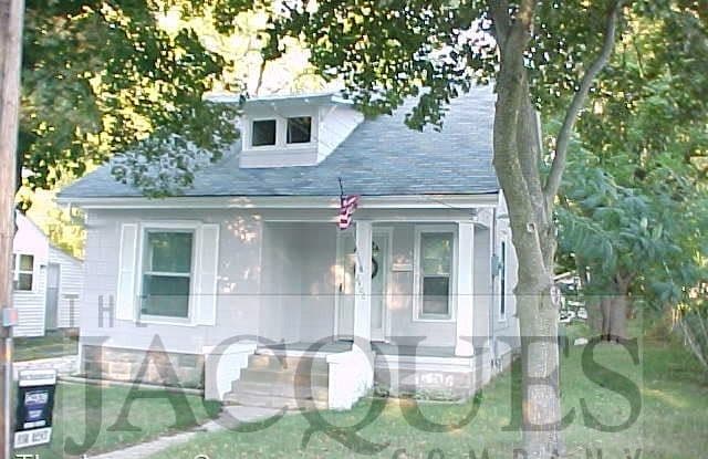2306 N. Rogers - 2306 North Rogers Avenue, Springfield, MO 65803