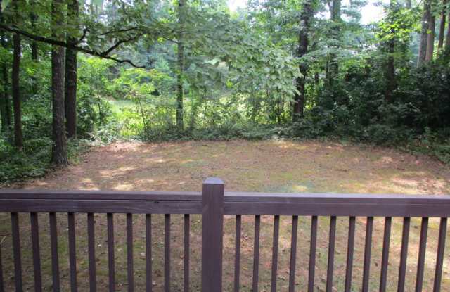 6819 Knollwood Drive Gallery 3