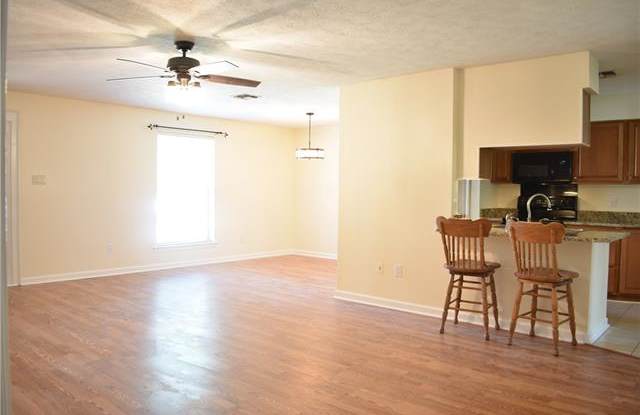 8624 CARRIAGE Drive Gallery 2