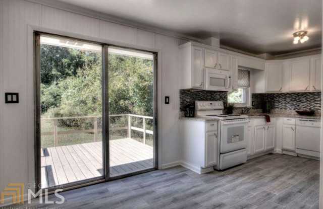 3533 Highwood Gallery 3