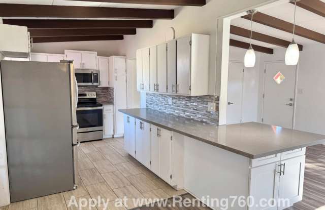 Updated 4 Bed 2 Bath Home! photos photos Updated 4 Bed 2 Bath Home! photos photos