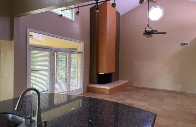 8377 E THOROUGHBRED Trail Gallery 4