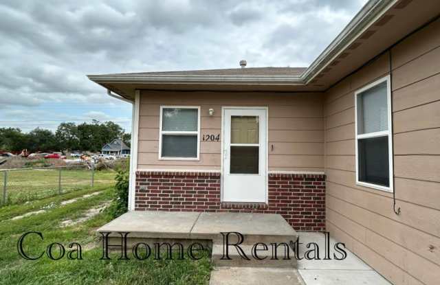 Northeast Duplex - 1204 North Indiana Avenue, Wichita, KS 67214
