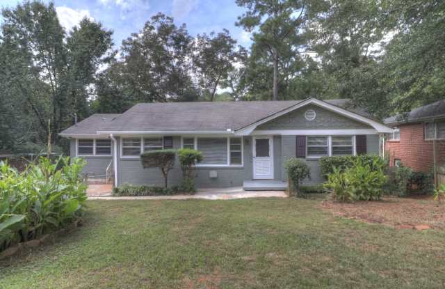 2165 Glendale Drive Gallery 2