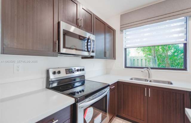 20814 NE 5th Court 20814, Miami, FL 33179 Gallery 3