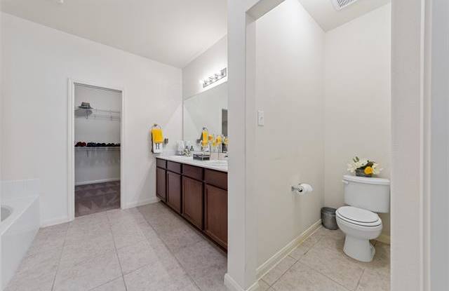 8910 Black Haw Street Gallery 4