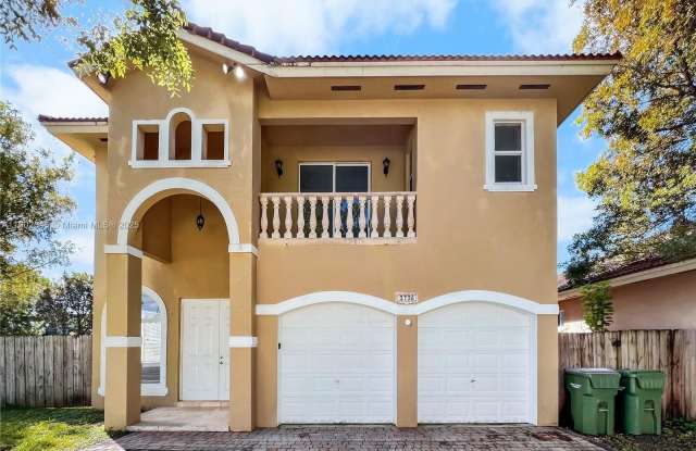 1736 NE 9th Dr photos photos 1736 NE 9th Dr photos photos