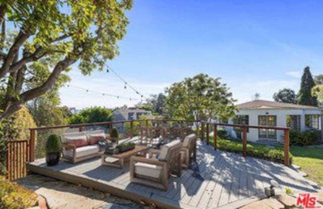 486 Denslow Avenue - 486 Denslow Avenue, Los Angeles, CA 90049