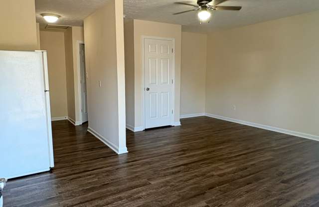 1720 McGregor Ct, Unit H Gallery 4