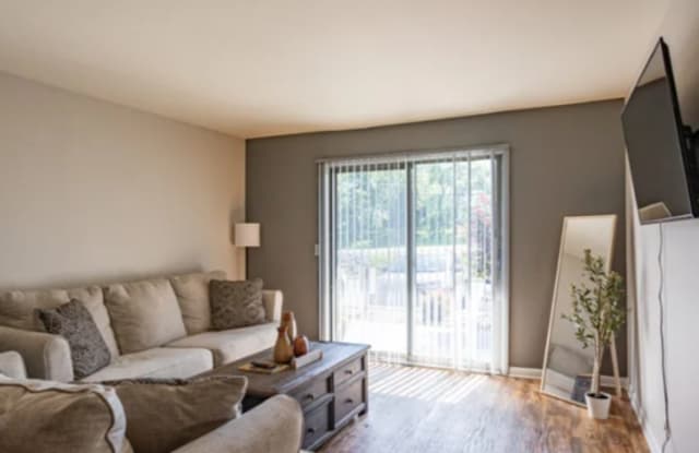 Highland Ridge Apartments Gallery 2