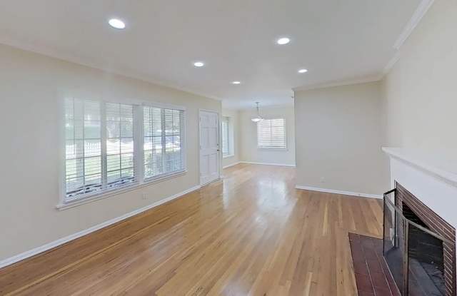 4/Bedroom Home for Lease In Sherman Oaks! Gallery 4