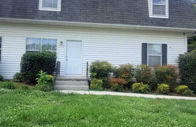 Large Fountain City Duplex available for rent! photos photos