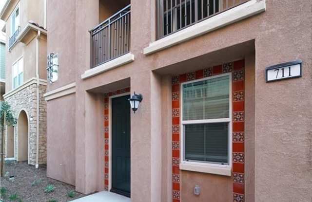 711 Bella Way - 711 Bella Way, Pomona, CA 91767