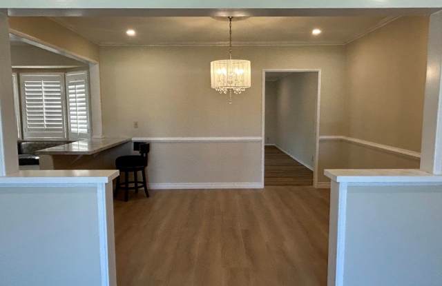 One level Single Family Residence walking to Arcadia Hugo Reid Elementary School Gallery 4