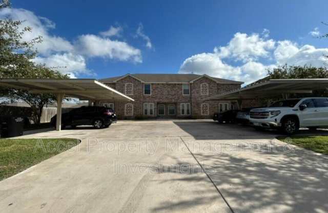 2603 E. Eisenhower Gallery 2