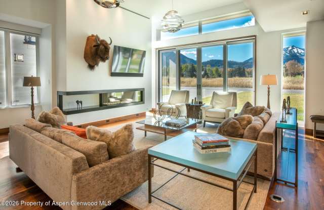 1520 Homestake Drive Gallery 2