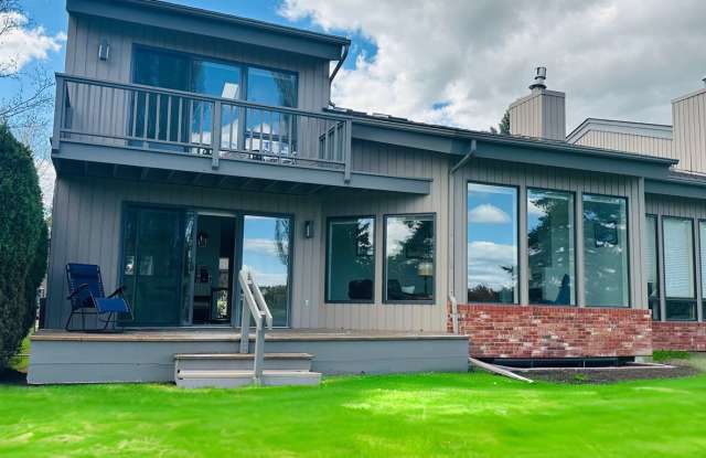 Stunning Kalispell Golf Course Home photos photos