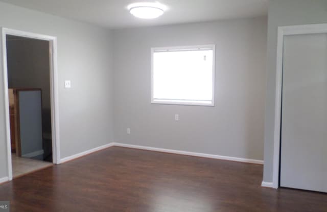 944 CARVEL DRIVE Gallery 4
