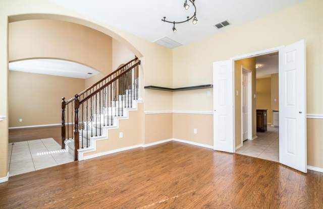 4437 Caledonia Creek Lane Gallery 4