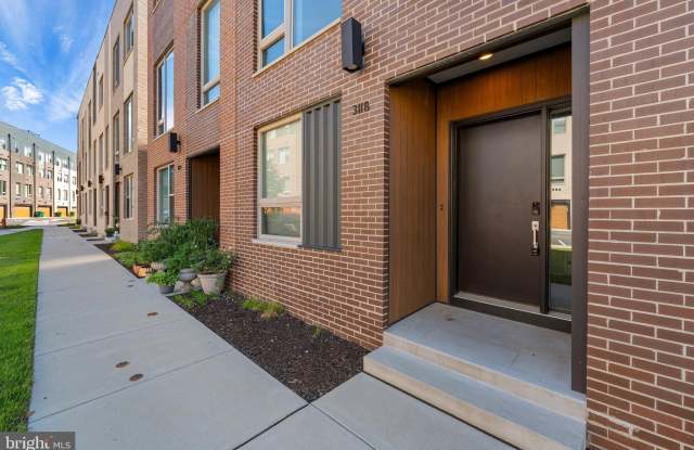 3118 PIERVIEW Lane Gallery 2