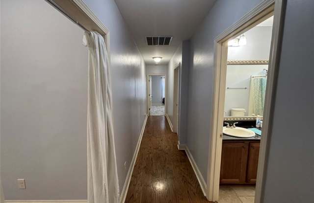 3 Travertine Drive Gallery 4
