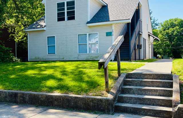 Updated Two Bedroom Apartment in Portland now available! *Section 8 accepted* photos photos