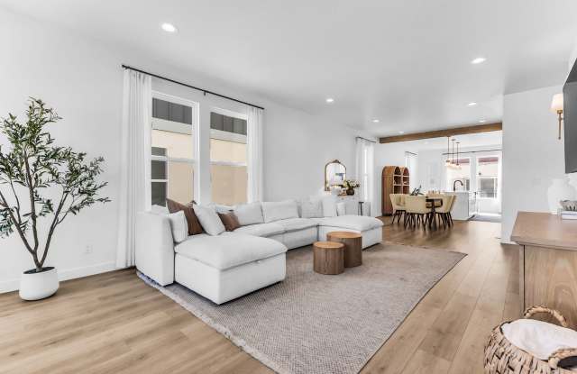 $100 OFF YOUR FIRST MONTH'S RENT! Brand New End Unit Townhome in Layton Gallery 3