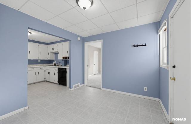 Charming 3BR House in Madison Gallery 4