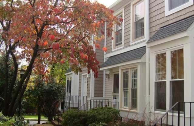 3944 9th Rd S - 3944 9th Road South, Arlington, VA 22204
