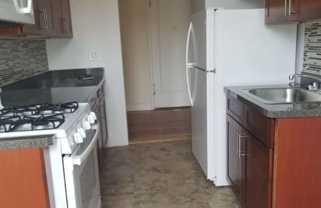 2132 Wallace Ave 248 - 2132 Wallace Avenue, Bronx, NY 10462