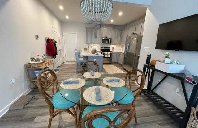 5926 Laurel Bed Lane Gallery 4