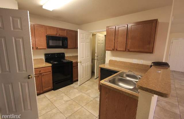 1021 Drovers Cove 1021 - 1021 Drovers Cv, Georgetown, TX 78626