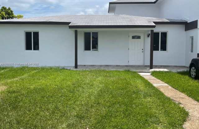 7400 SW 39th St photos photos